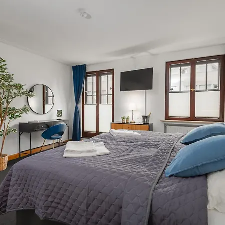 Neu! Penthouse-wohnung Mit Dachterrasse In Der Bremer Innenstadt