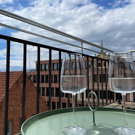 Neu! Penthouse-wohnung Mit Dachterrasse In Der Bremer Innenstadt *